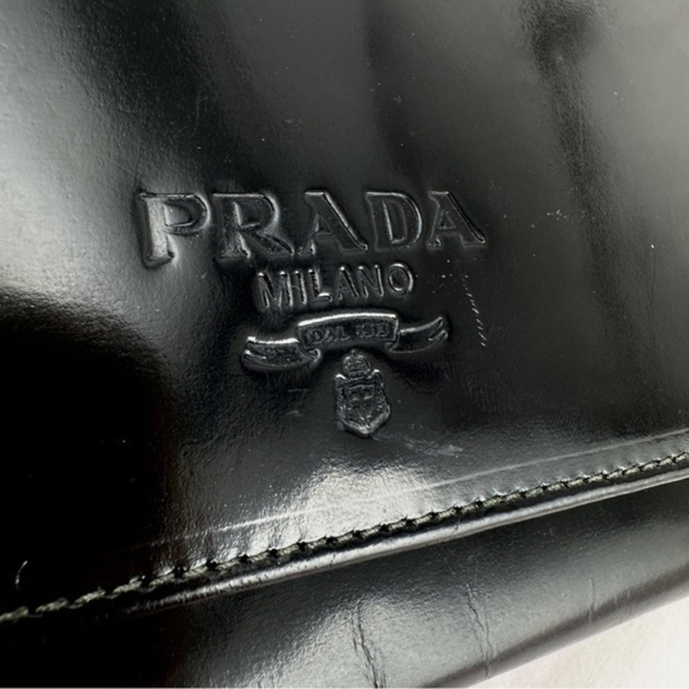 EXCELLENT CONDITION Prada wallet in black. - Picture 3 of 15